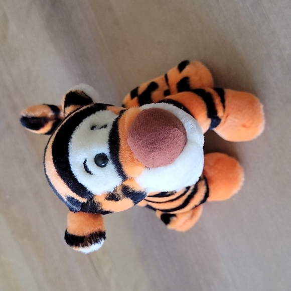 Vintage Disneyland Walt Disney World TIGGER 10" Plush - Picture 5 of 6